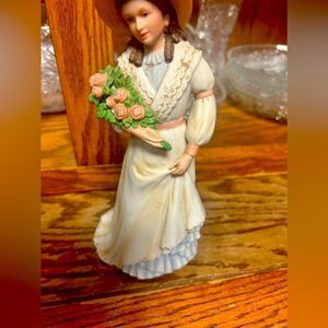 Vintage homco  home interiors #1468 Porcelain  Charlotte